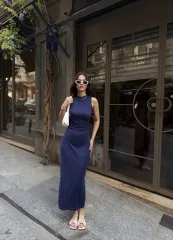Osy Modal Yumuşak Dokulu Kumaş Bisiklet Yaka Sıfır Kolsuz Yırtmaçlı Uzun Elbise - Mavi
