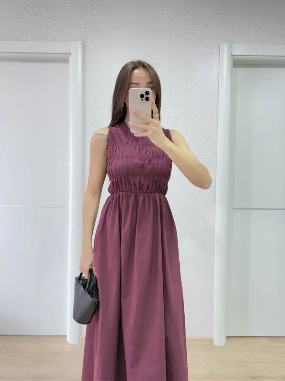 Kolsuz Göğüs Lastıklı %100 Poplin Uzun Elbise - Bordo